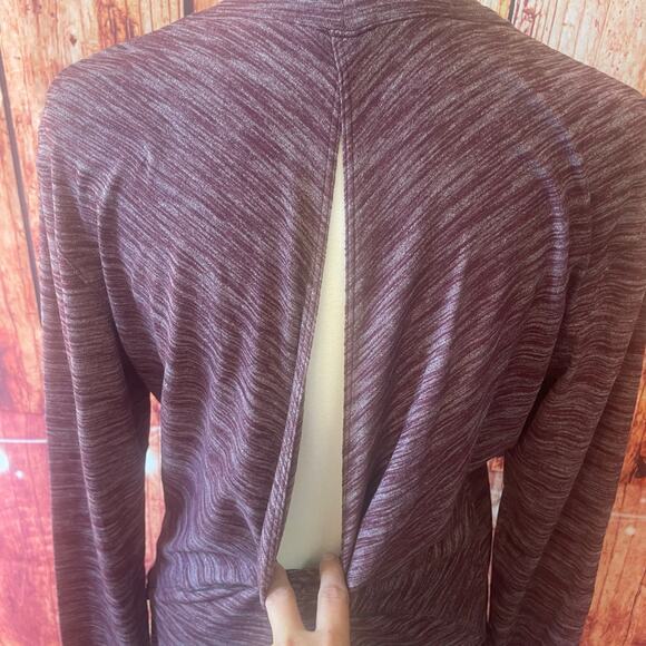 Lululemon &Go Long Sleeve Open Back Turtleneck size 10 heathered purple EUC - Picture 5 of 9